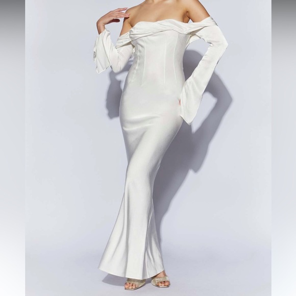 Meshki GISELLE Off Shoulder Cowl Neck Maxi Dress - White NWT - Picture 3 of 5